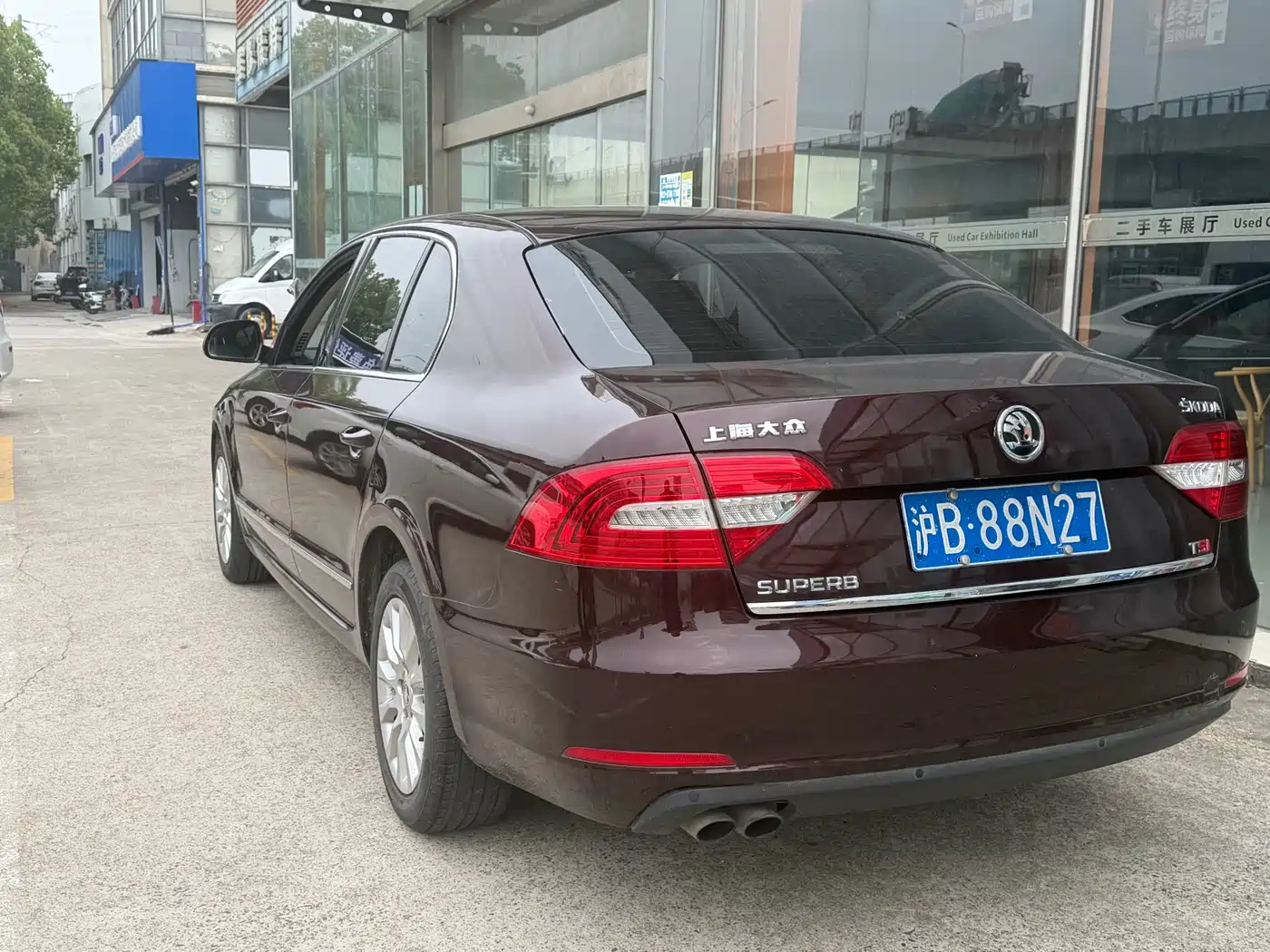 Škoda Superb 2013 1.8TSI Automatic Elite Edition фото 3