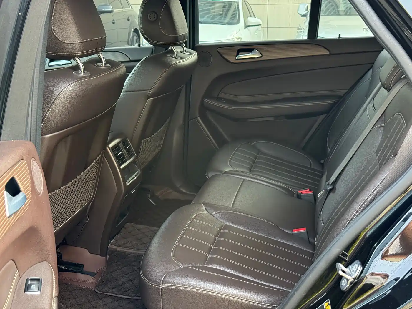 Mercedes-Benz GLE 2018 GLE 320 4MATIC Dynamic Ultimate Edition фото 9