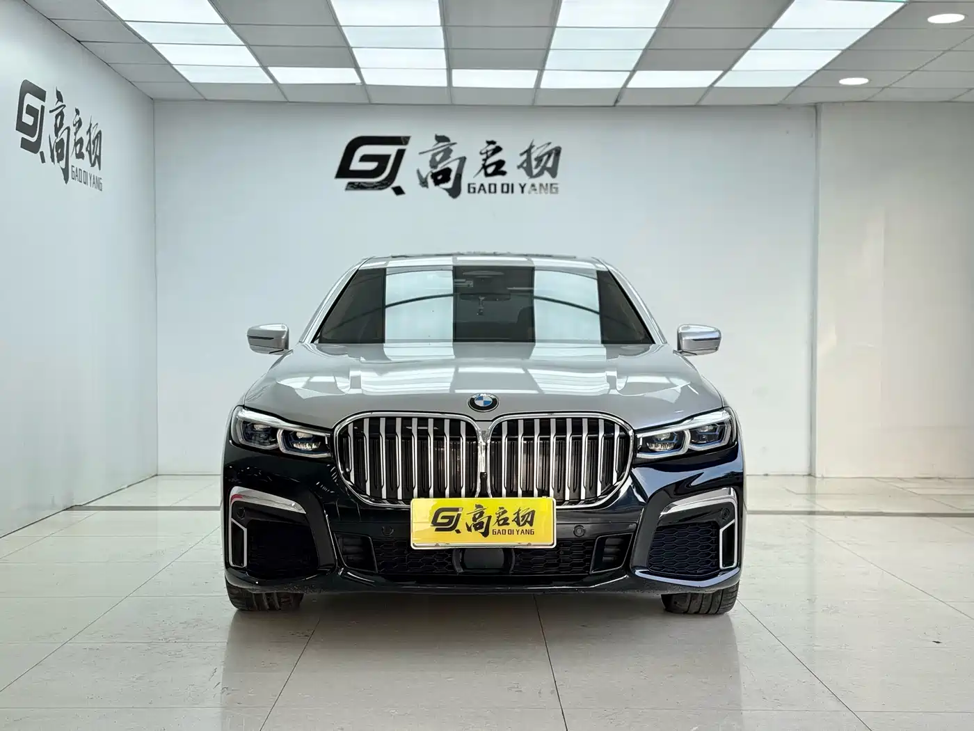 BMW 7 Series 2022 740Li xDrive Executive M Sport Package фото 2