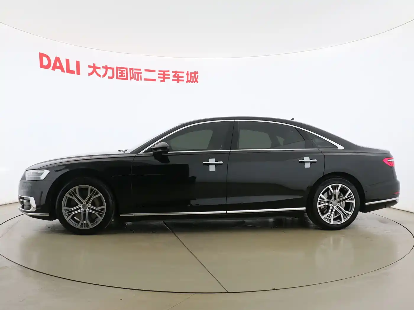 Audi A8 2018 A8L 55 TFSI quattro Launch Premium фото 15