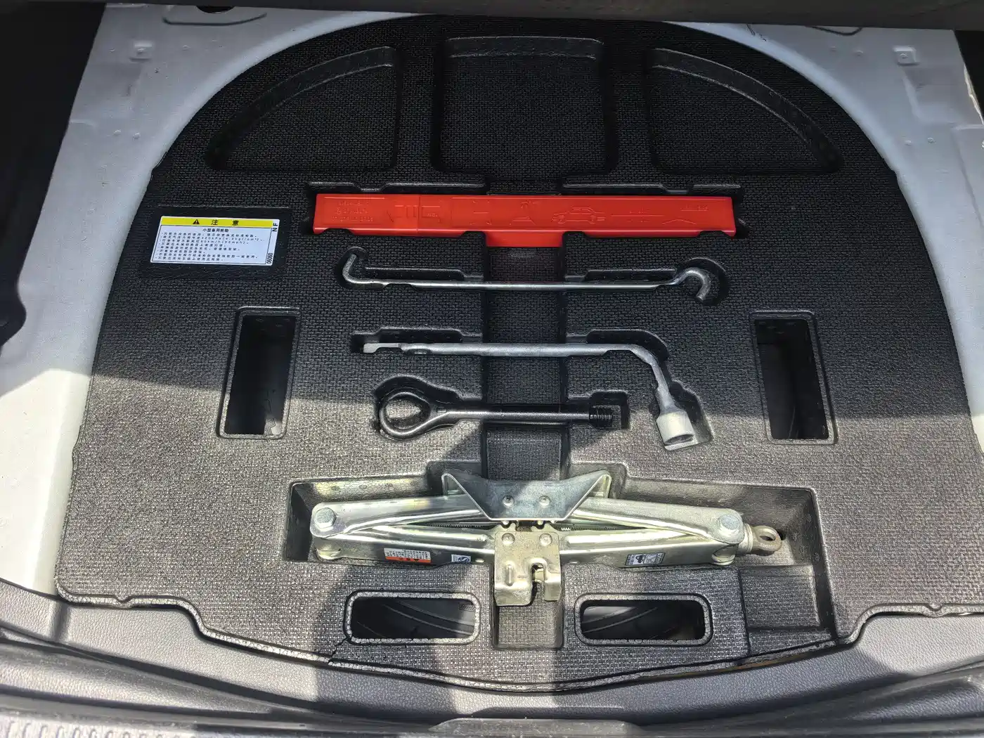 Toyota Camry 2018 2.0G Luxury Edition фото 14