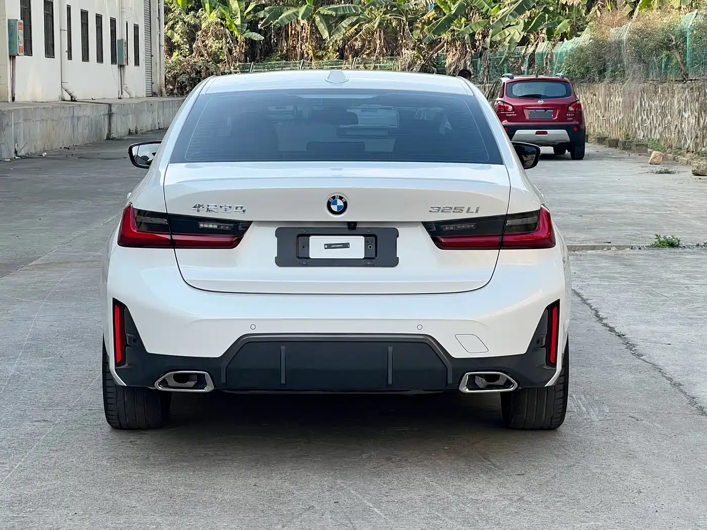 BMW 3 Series 2024 325Li M Sport Package фото 7