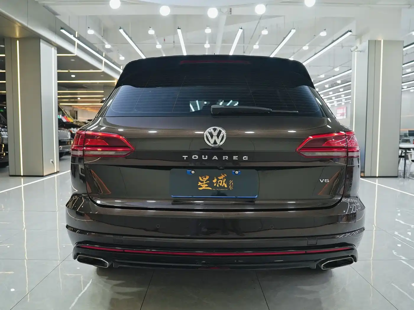 Volkswagen Touareg 2019 3.0TSI Sharp Edge Edition China VI фото 5