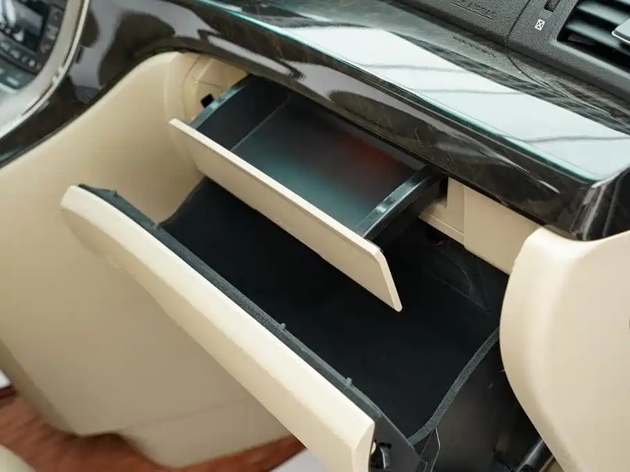 Toyota Alphard 2012 3.5L Luxury Edition фото 29