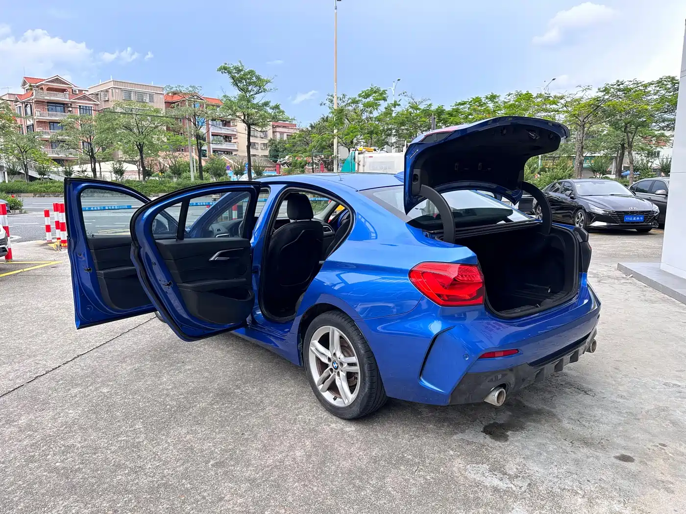 BMW 1 Series 2020 Model 120i M Sport Package фото 22