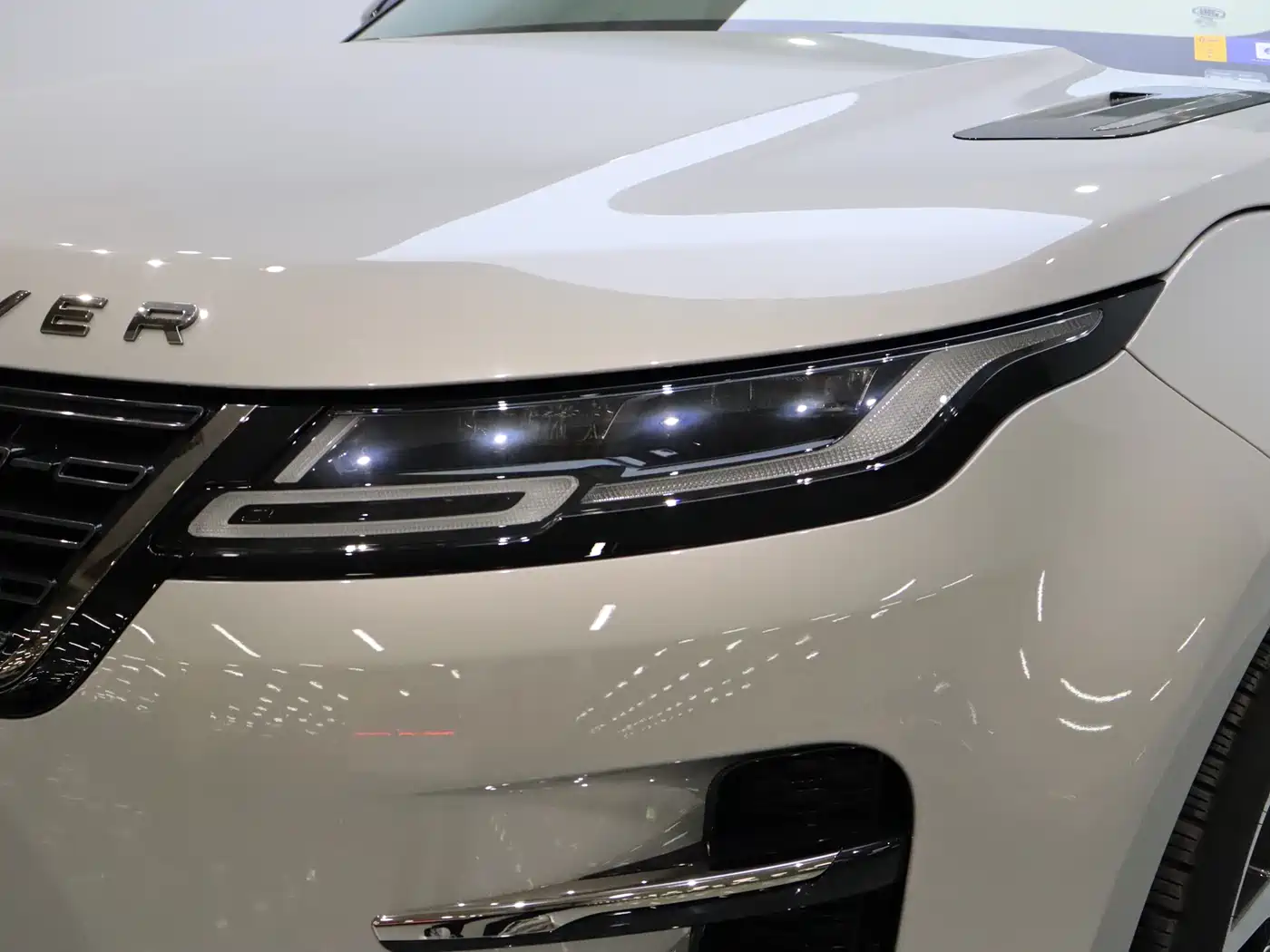 LAND ROVER RANGE ROVER AURORA