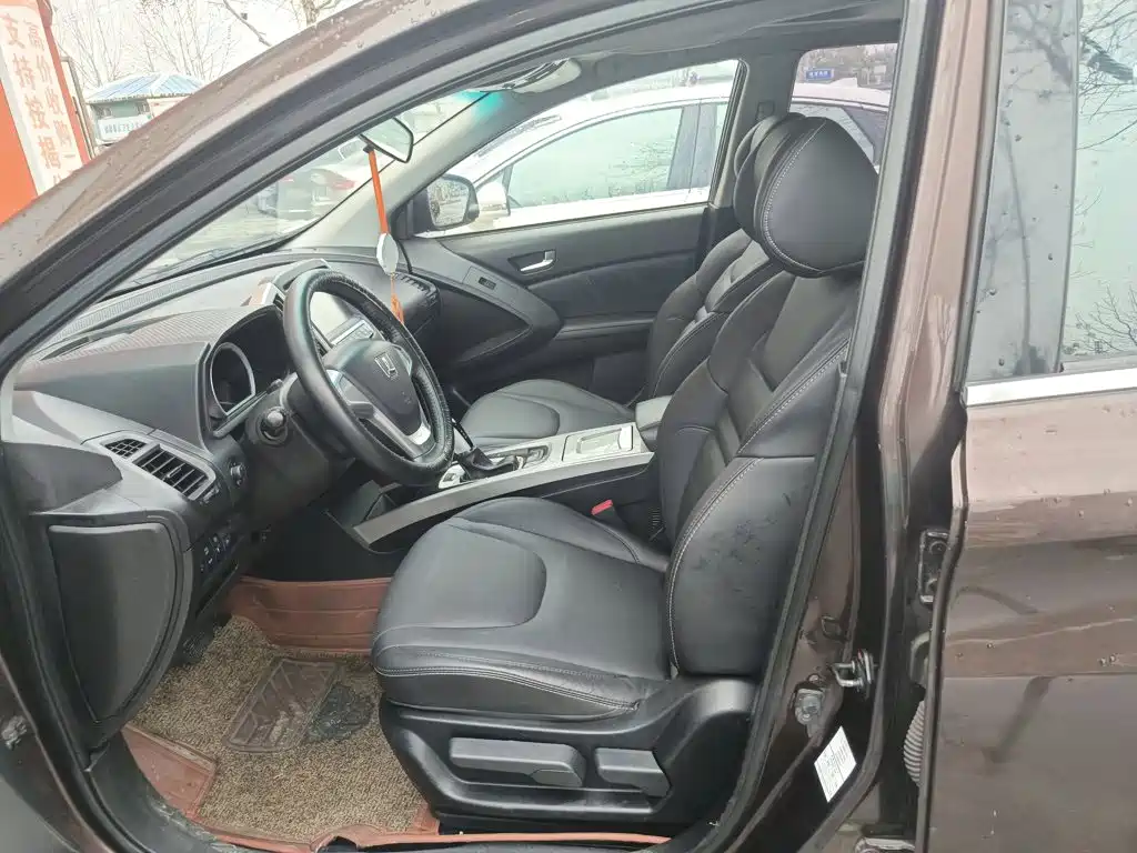 Luxgen U6 SUV 2016 2015 1.8T Fashion Upgrade