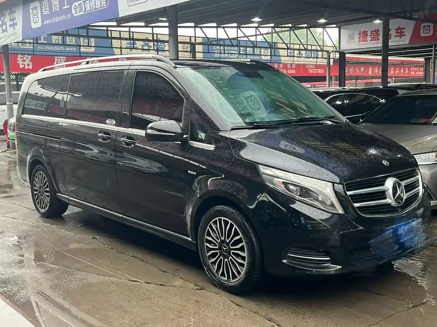 Mercedes-Benz V-Class 2017 Model V 260 L Premium Extended Edition