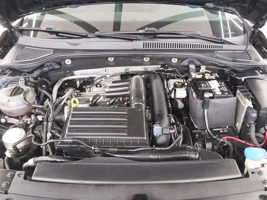 Volkswagen Passat 2022 280TSI Business Edition фото 18