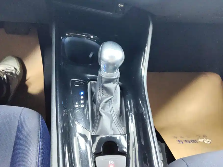 Toyota C-HR 2019 2018 2.0L Leading Sunroof Edition China VI
