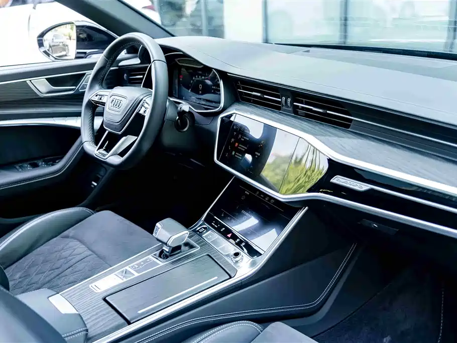 Audi A6L 2024 55 TFSI quattro Exclusive Dynamic фото 19