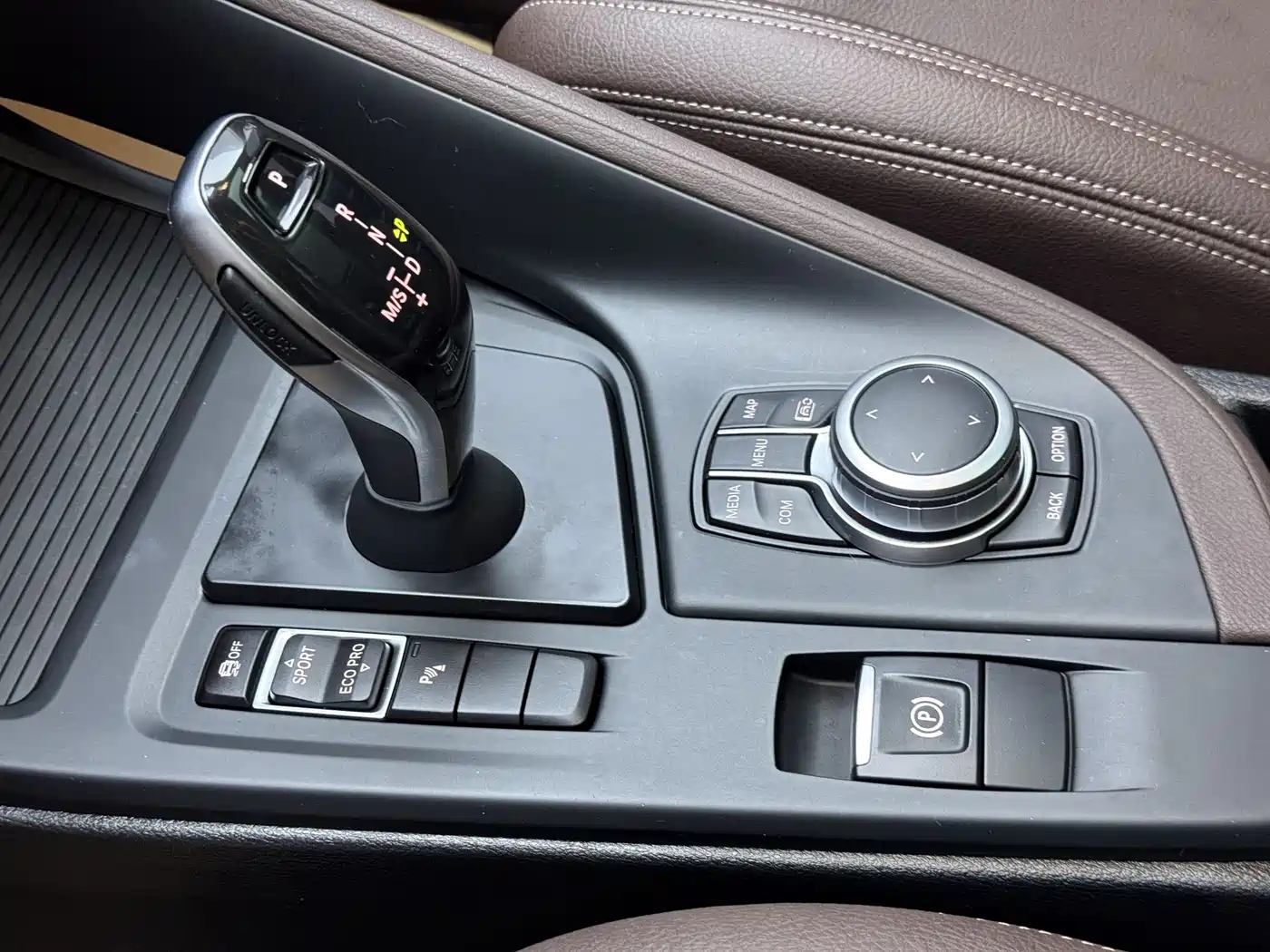 BMW X1 2022 sDrive25Li Leading фото 11