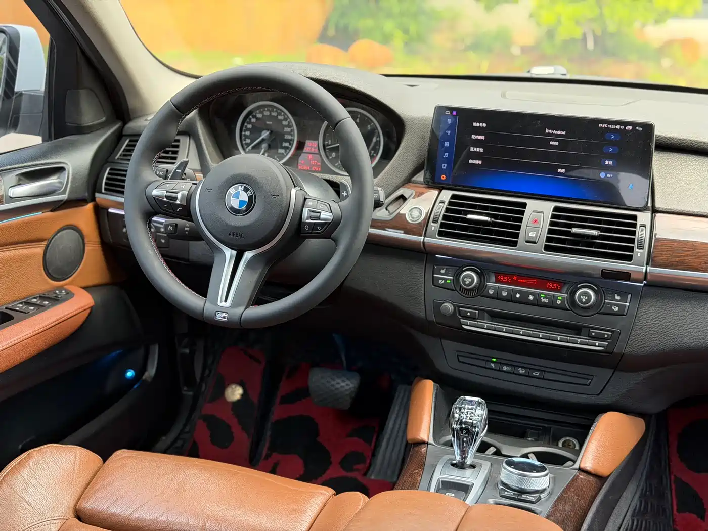 BMW X6 2014 xDrive35i Sport фото 12