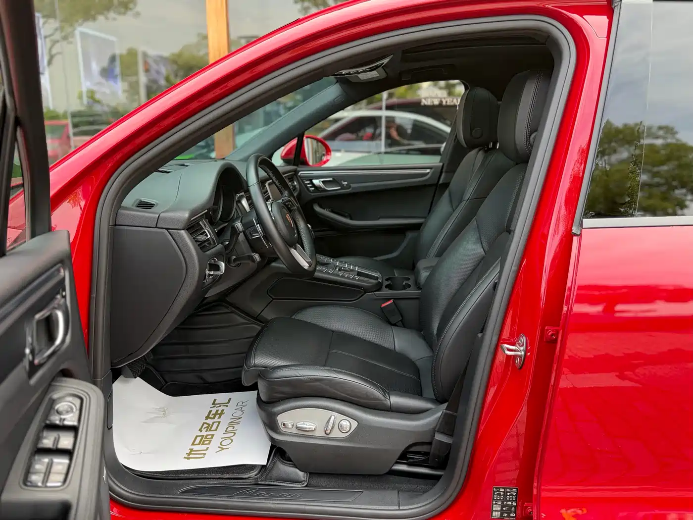 Porsche Macan 2018 Macan 2.0T фото 18