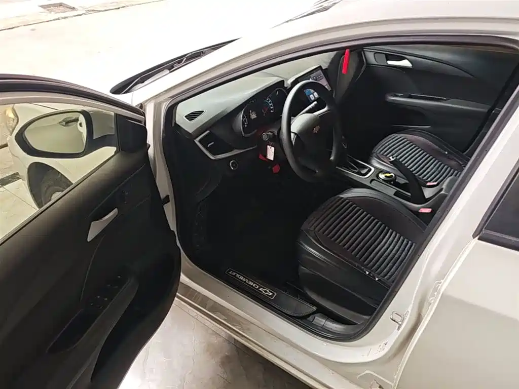 Chevrolet Cavalier 2019 320 Auto Sunroof Enjoyment Edition фото 16