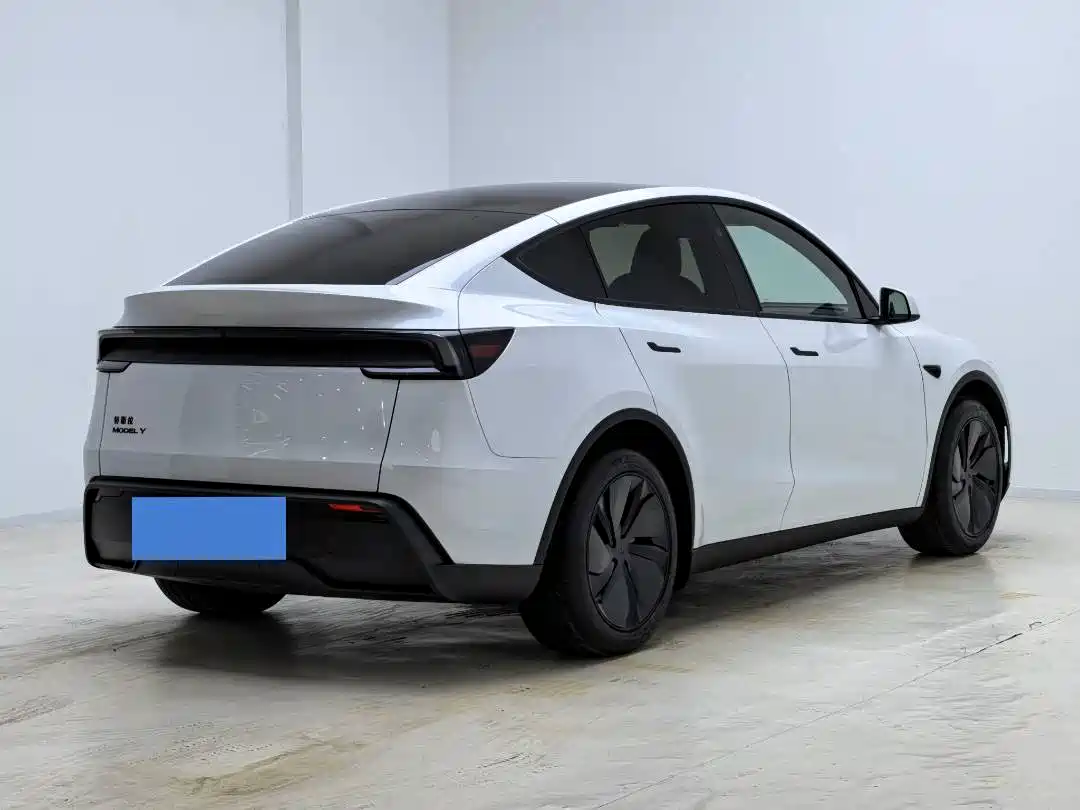 Tesla Model Y 2026 2026 Rear-Wheel Drive