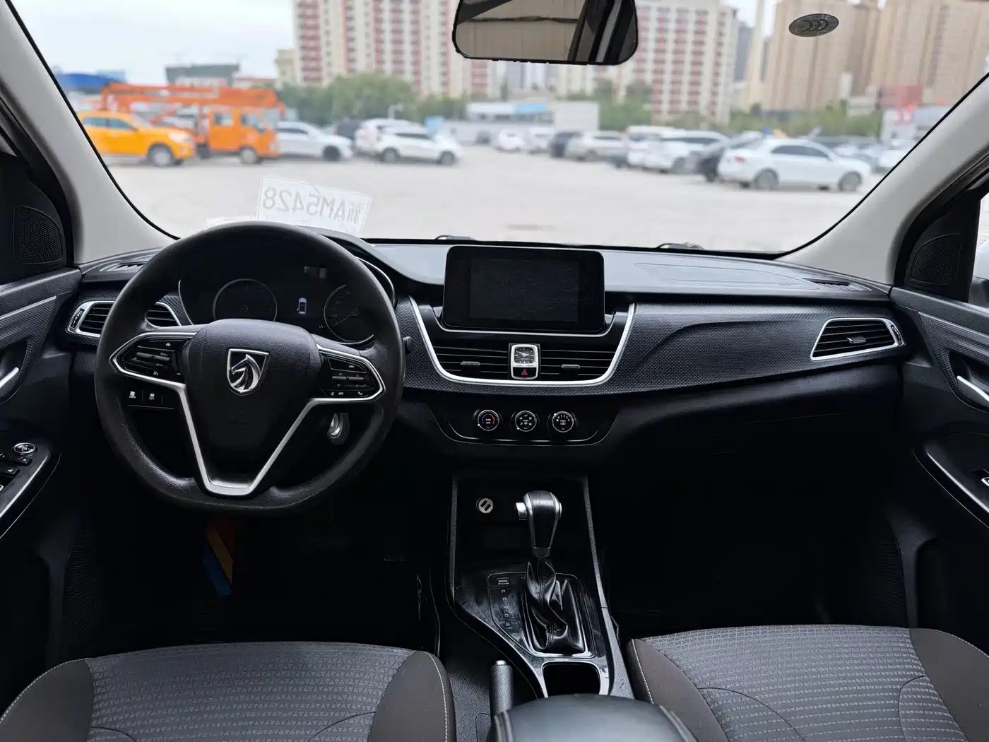 Baojun 730 2019 2019 1.5T CVT Fashion Edition 7-Seater China VI
