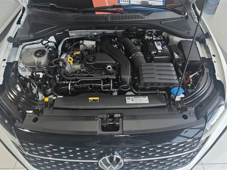 Volkswagen Lavida 2023 300TSI DSG Starlight Full Comfort Edition фото 10