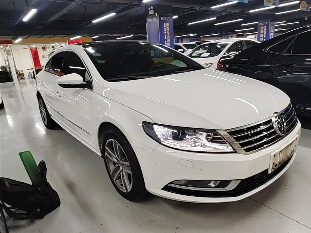 Volkswagen FAW-Volkswagen CC 2015 1.8TSI Luxury фото 4