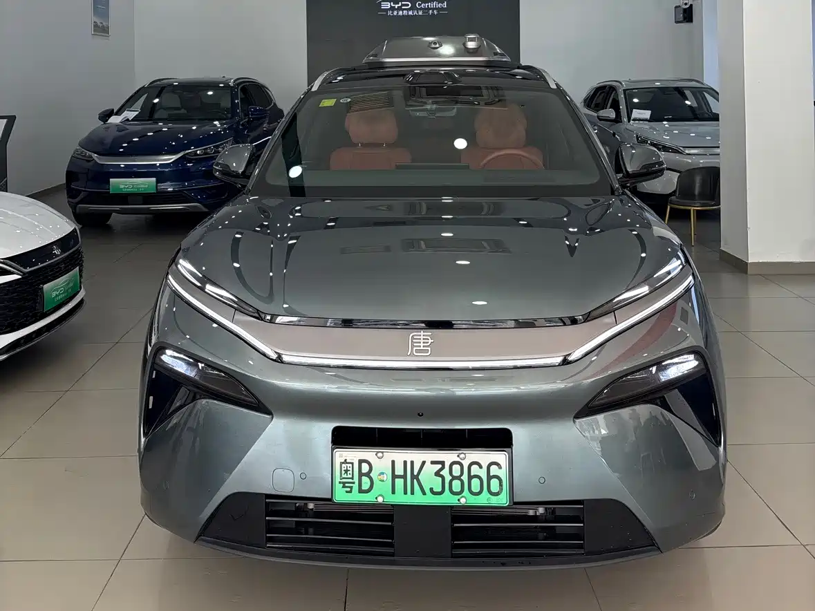 BYD Tang L 2025 DM 175KM Drone Player Edition фото 2