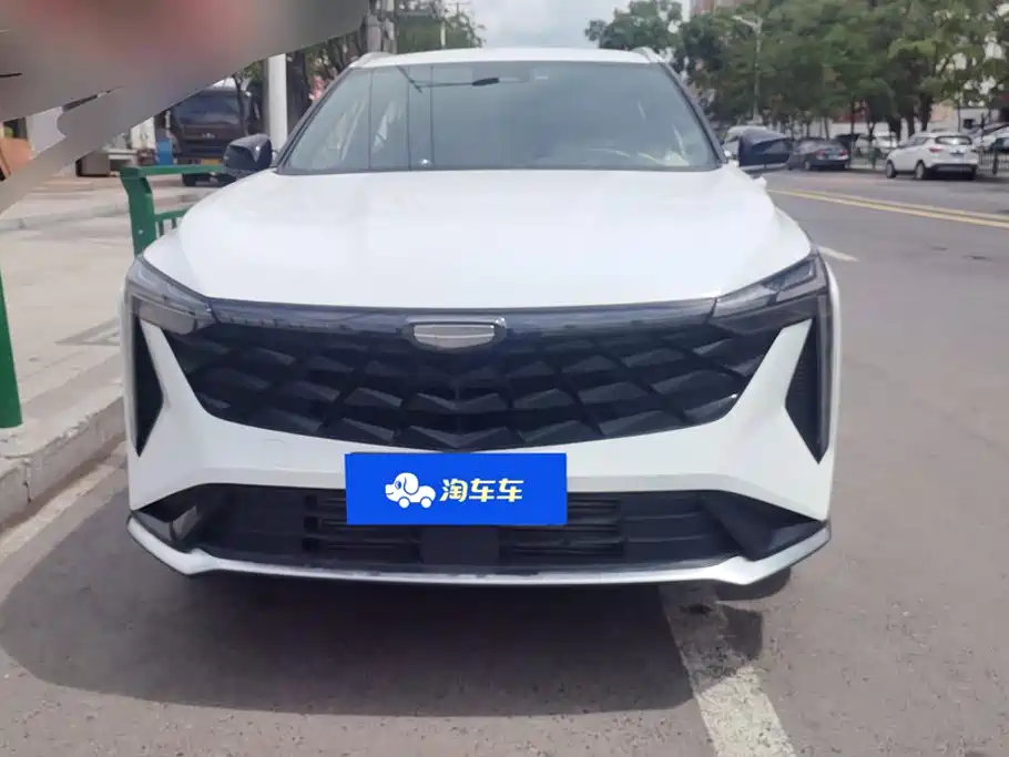 Фото 2 - Geely Boyue
