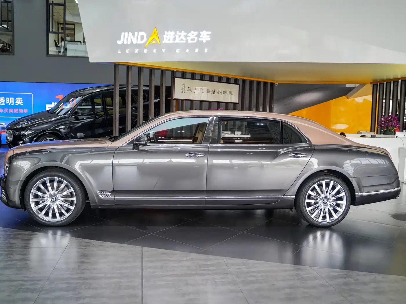 Bentley Mulsanne 2017 6.8T Long Wheelbase фото 22