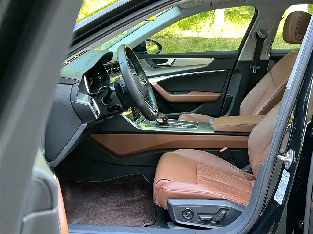 Audi A6L 2019 45 TFSI Premium Elegance фото 13