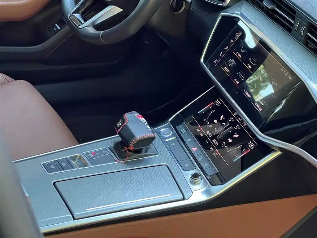 Audi A6L 2019 45 TFSI Premium Elegance фото 18