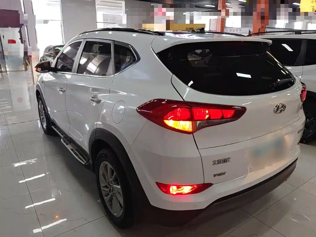 Hyundai Tucson 2015 1.6T Dual Clutch 2WD Smart фото 5