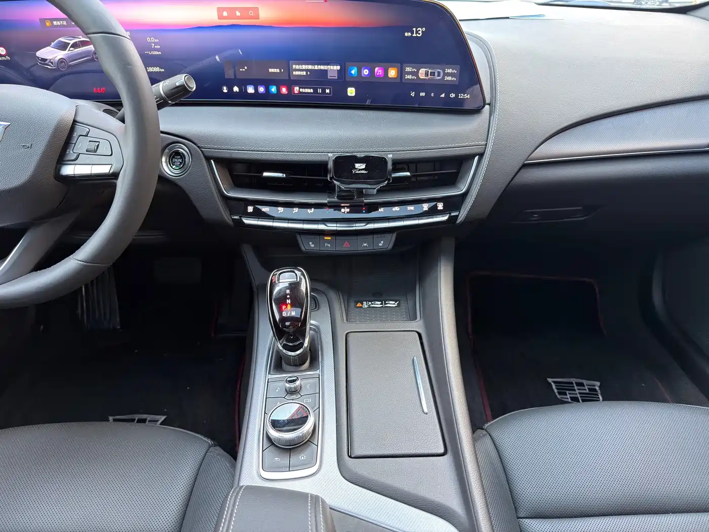 Cadillac CT5 2024 28T Luxury Model Pro фото 9