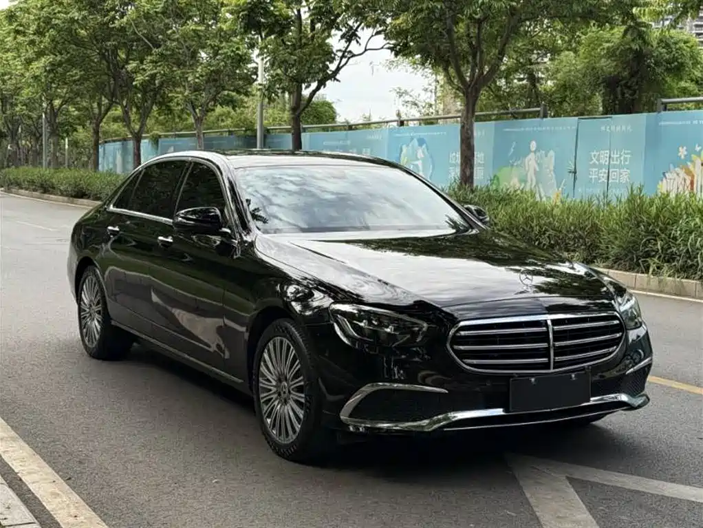Mercedes-Benz E-Class 2022 Second Facelift E 300 L Luxury фото 3