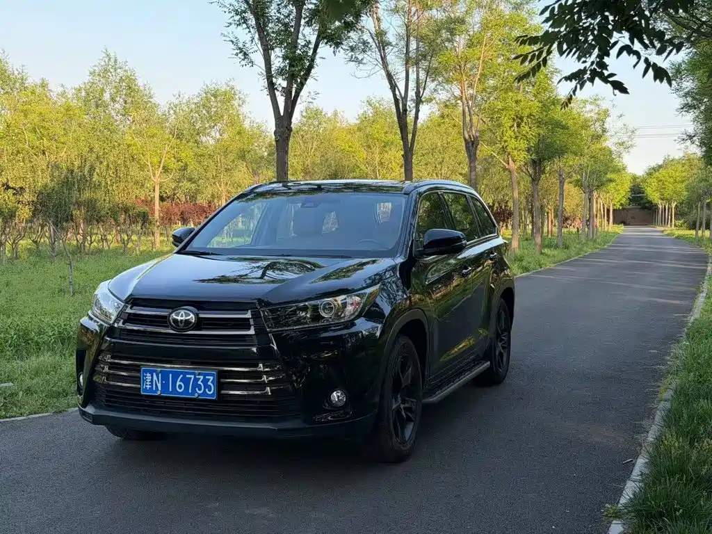 Toyota Highlander 2018 Model 2.0T 4WD Knight Edition 7-Seater China VI