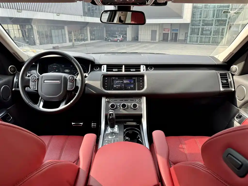 Land Rover Range Rover Sport 2016 Model 3.0 SC V6 HSE DYNAMIC фото 15