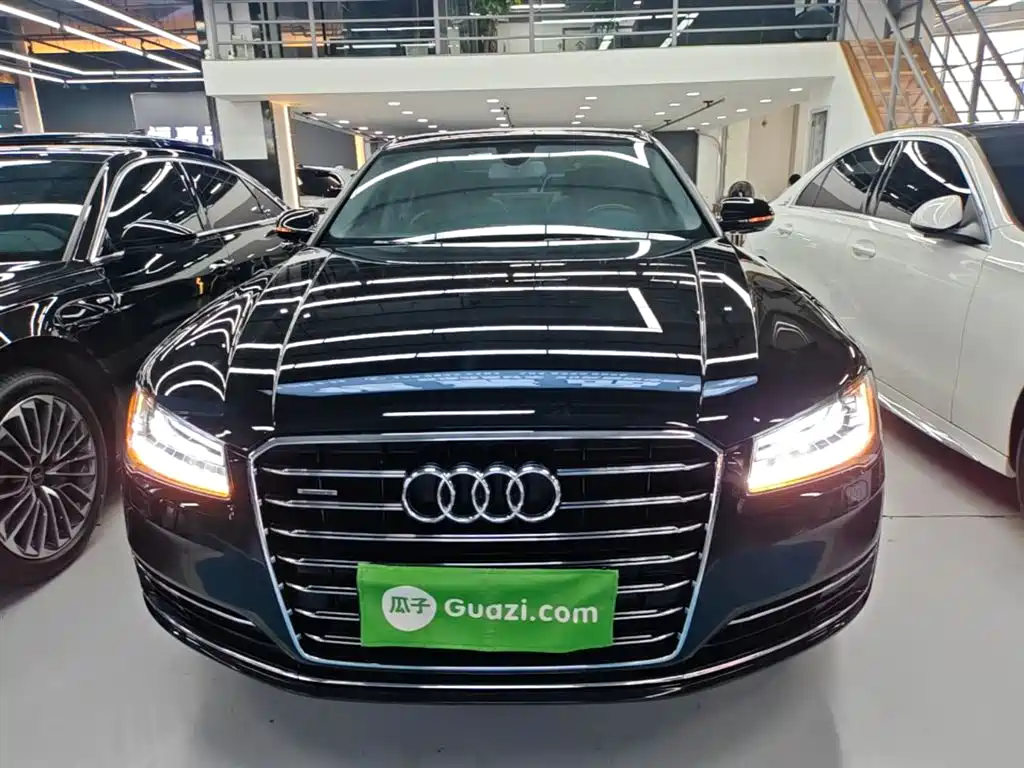 Audi A8 2016 A8L 45 TFSI quattro Comfort фото 3