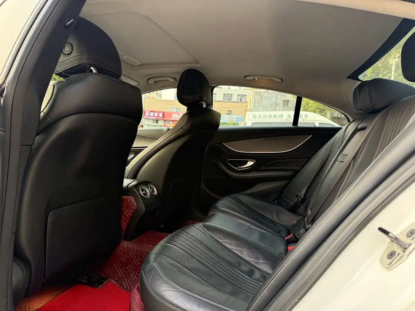 MERCEDES-BENZ CLS