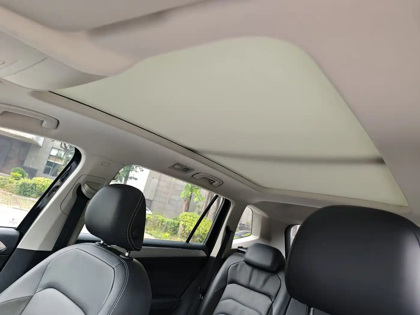 Volkswagen Tiguan L 2021 330TSI Automatic 2WD Smart фото 20