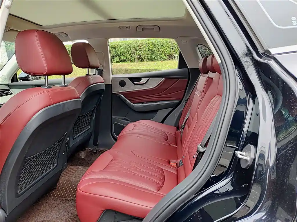 Hongqi HS5 2025 2.0T 4WD Qixiang Pro фото 8