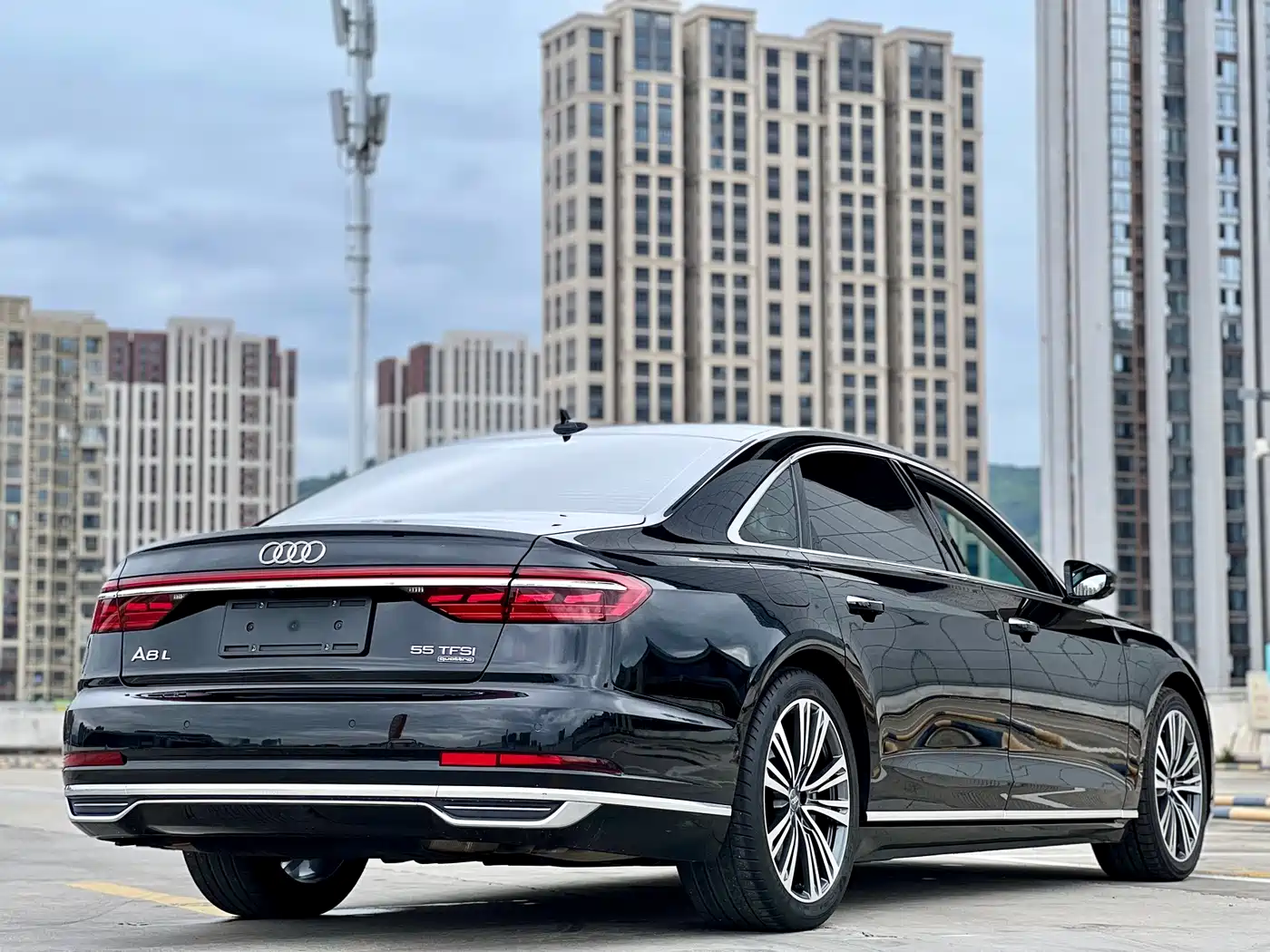Audi A8 2019 A8L 55 TFSI quattro Premium фото 13