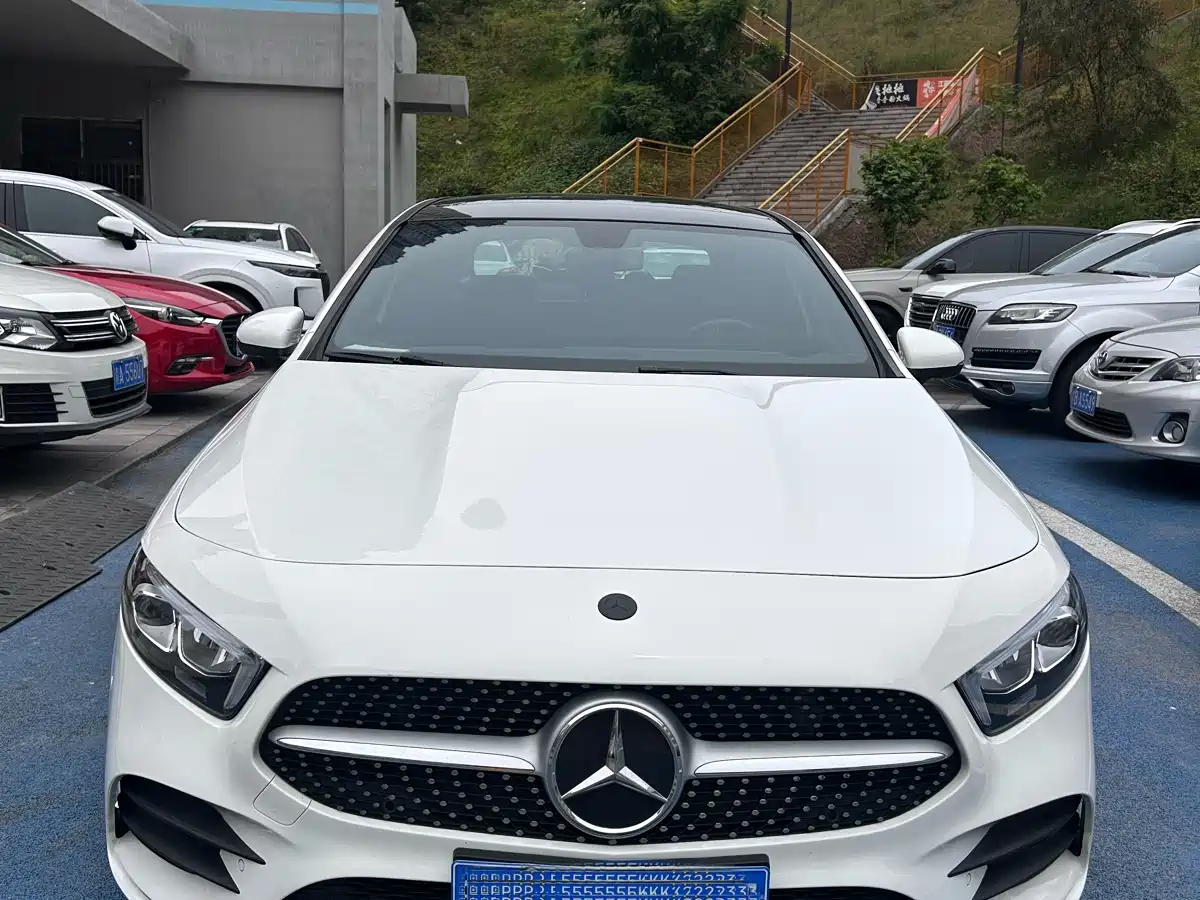 Mercedes-Benz A-Class 2022 A 200 L Sport Sedan Style фото 3