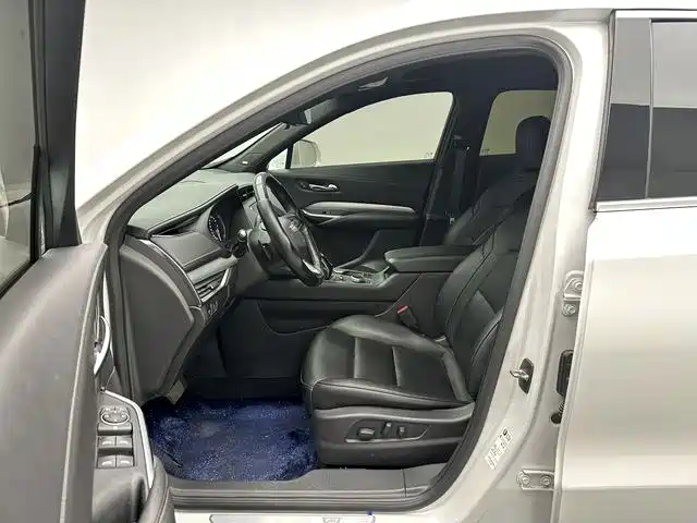 Cadillac XT4 2018 28T FWD Leading Edition фото 15