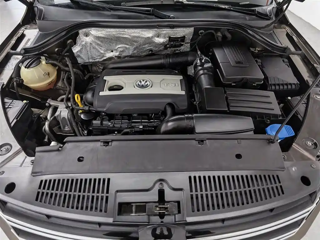 Volkswagen Tiguan 2015 2.0TSI Automatic 4WD Flagship фото 6