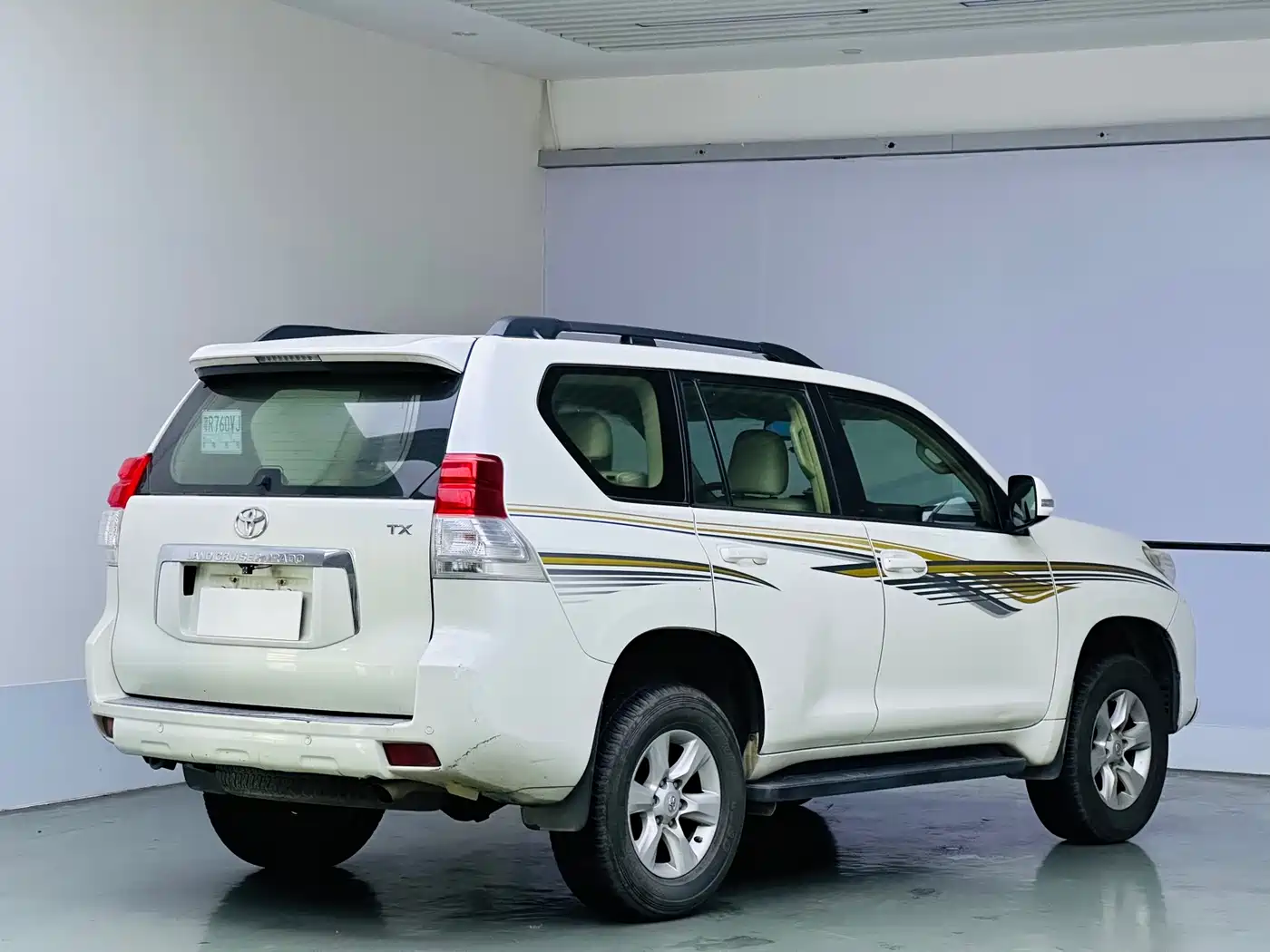 Toyota Prado (Import) 2010 2.7L Auto Luxury фото 6
