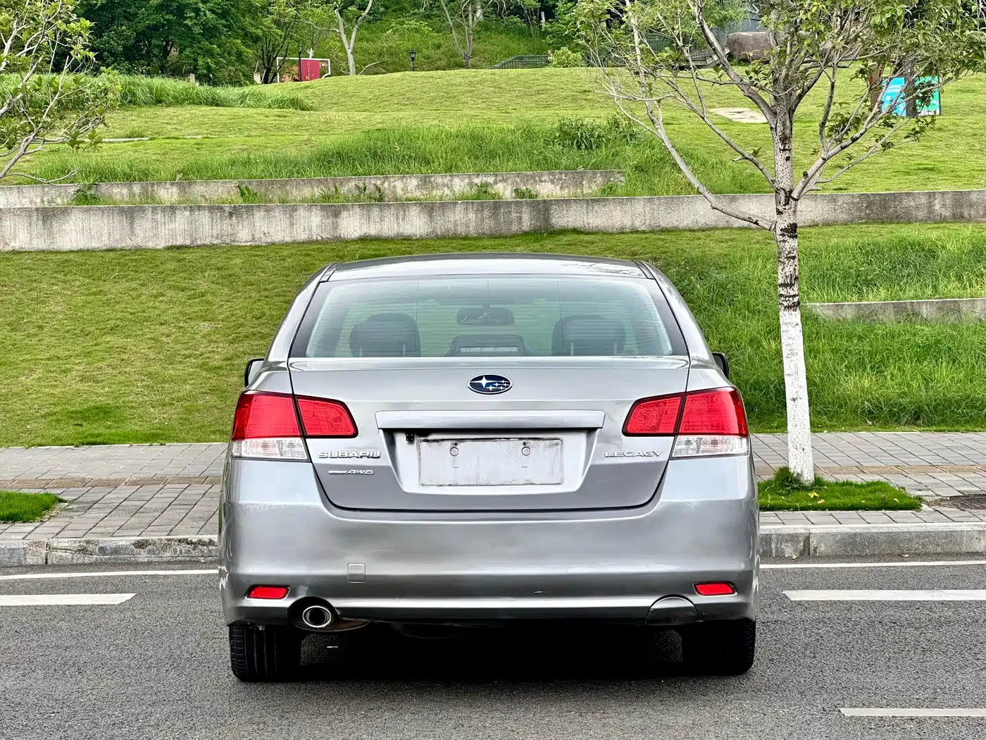 Subaru Legacy 2010 2010 Model 2.0i Luxury