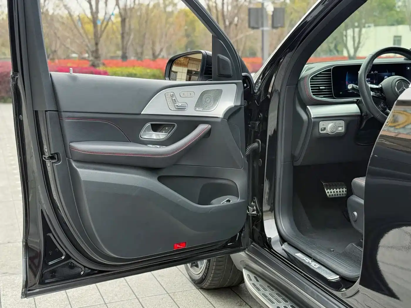 Mercedes-Benz GLE AMG 2025 AMG GLE 53 4MATIC+ фото 13