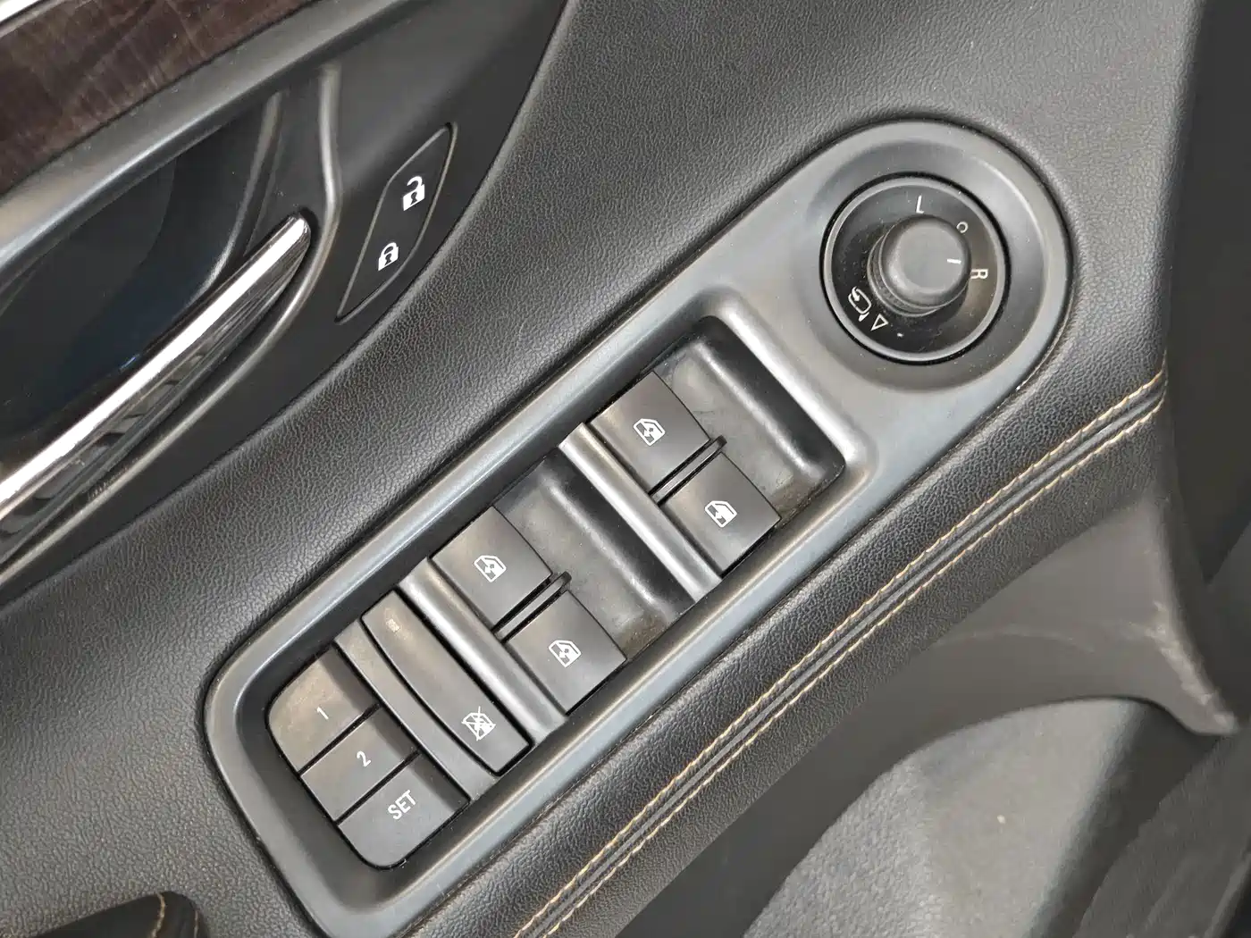 Фото 9 - Buick LaCrosse