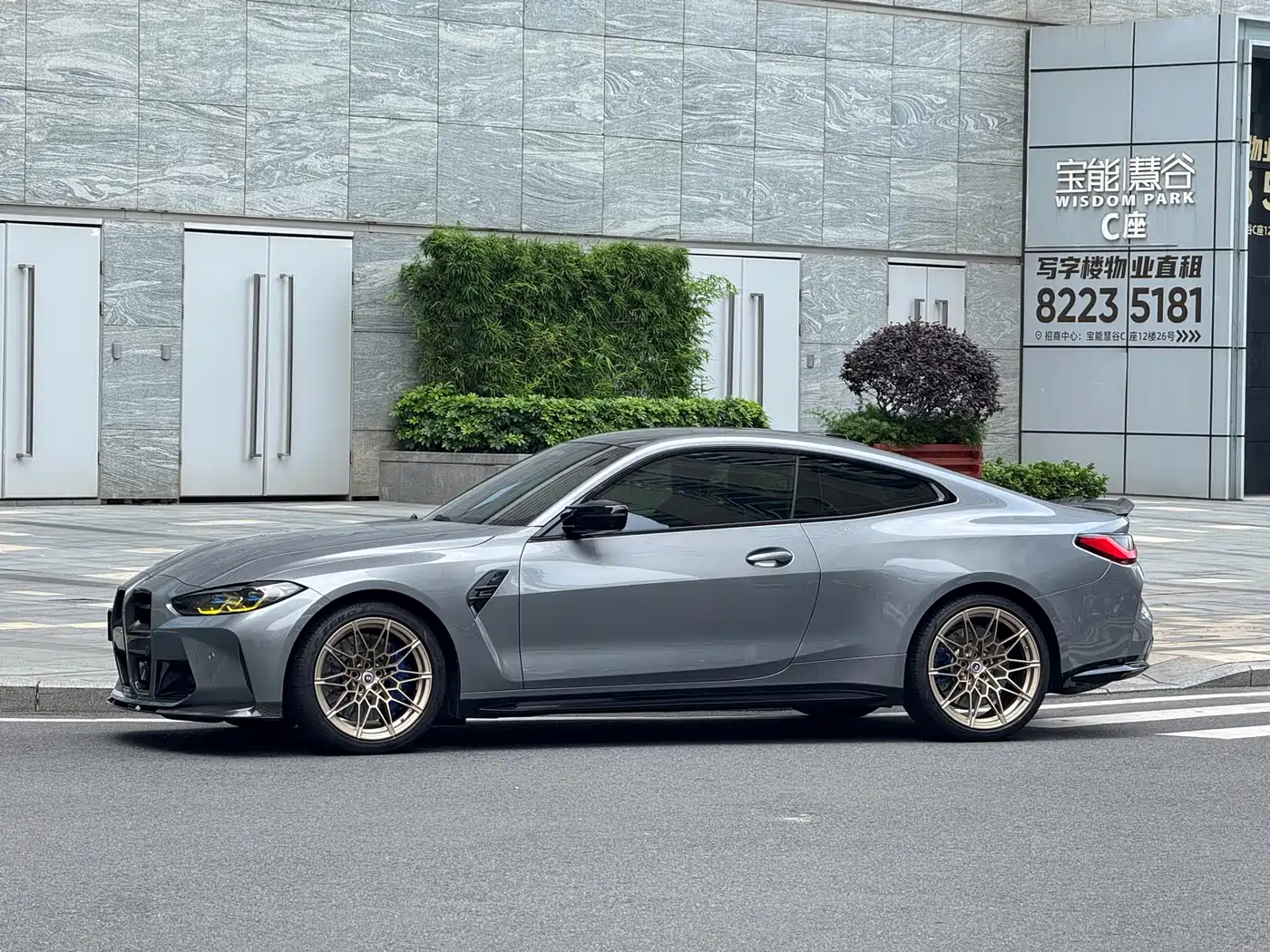 BMW M4
