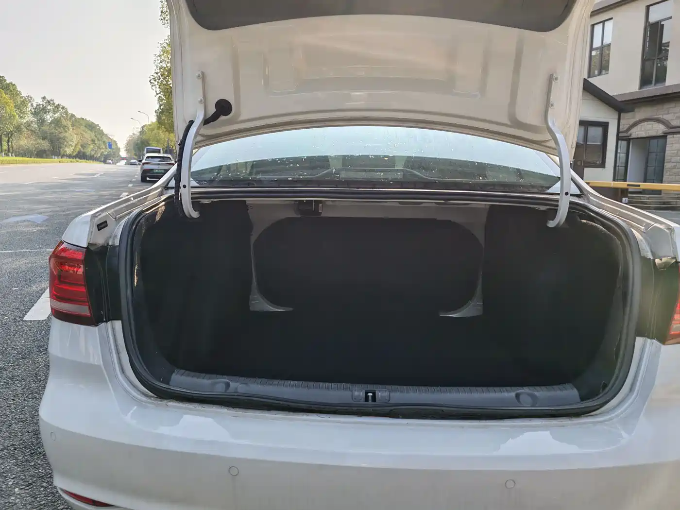 Volkswagen Lavida 2019 Lavida Start 1.5L Auto Trend (China VI) фото 13