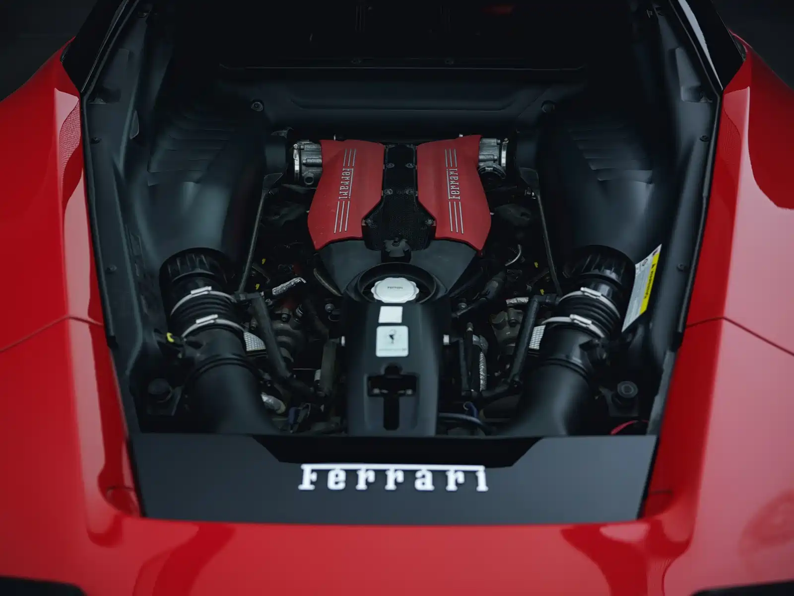 Фото 18 - Ferrari 488
