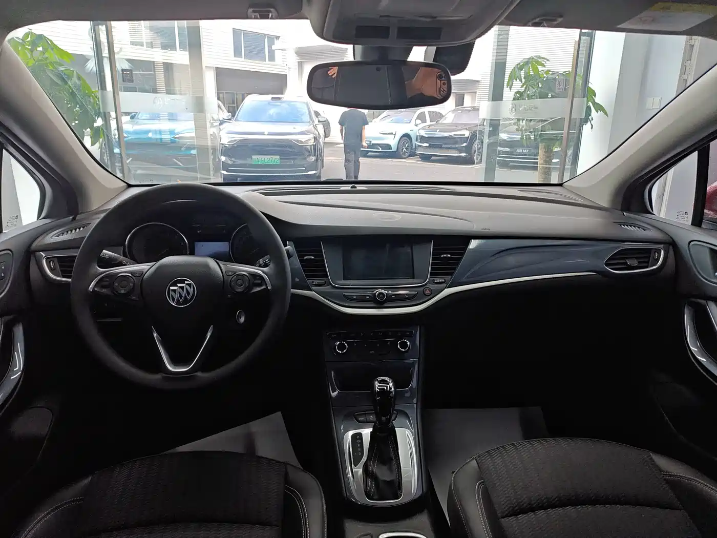 Buick Verano 2016 Hatchback 15S Automatic Leading фото 7