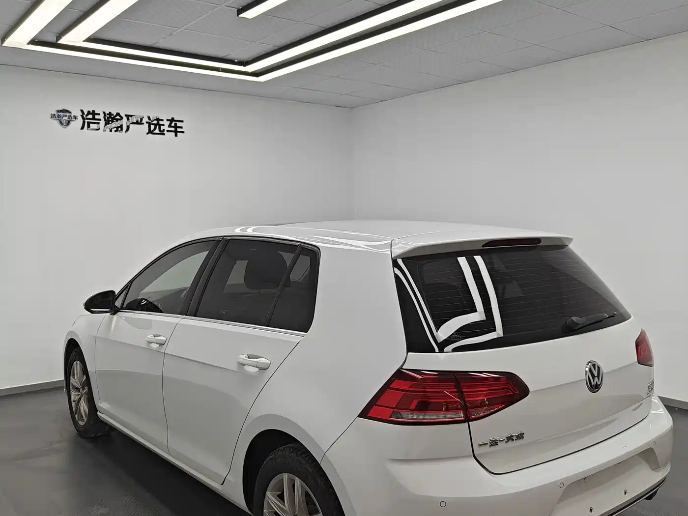 Volkswagen Golf 2018 230TSI Automatic Comfort фото 4